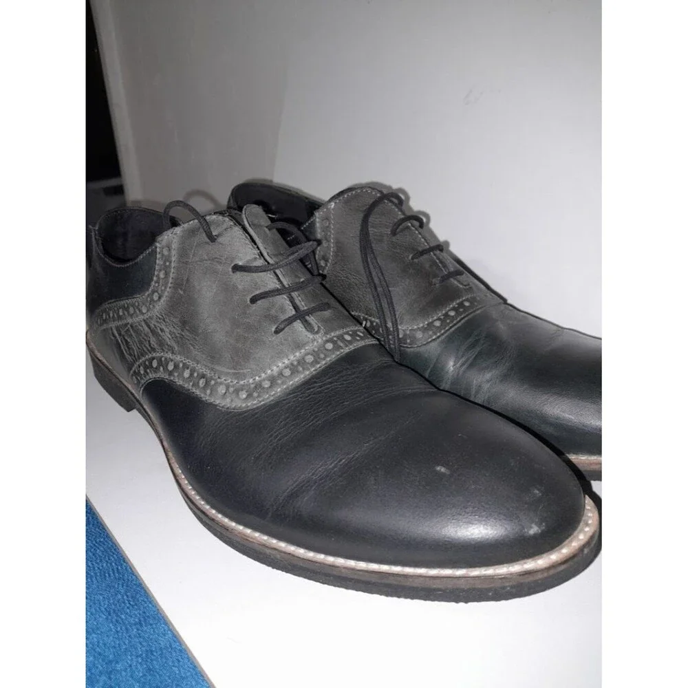 Red Tape size 9.5 Oxford Derby Dress Shoes